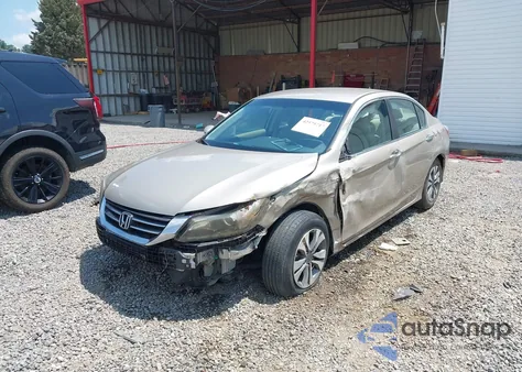 2015 Honda Accord Lx z USA, uszkodzony, nr VIN 1HGCR2F37FA121208